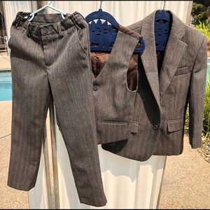 Adorable 3 Piece little Mans suit